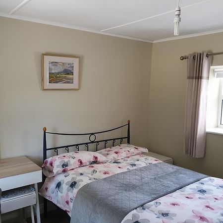 شقة Dungloe Lakeside Lodging المظهر الخارجي الصورة