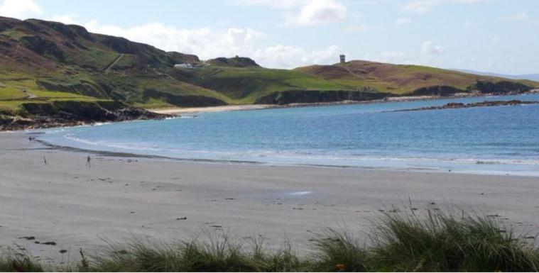 شقة Dungloe Lakeside Lodging المظهر الخارجي الصورة